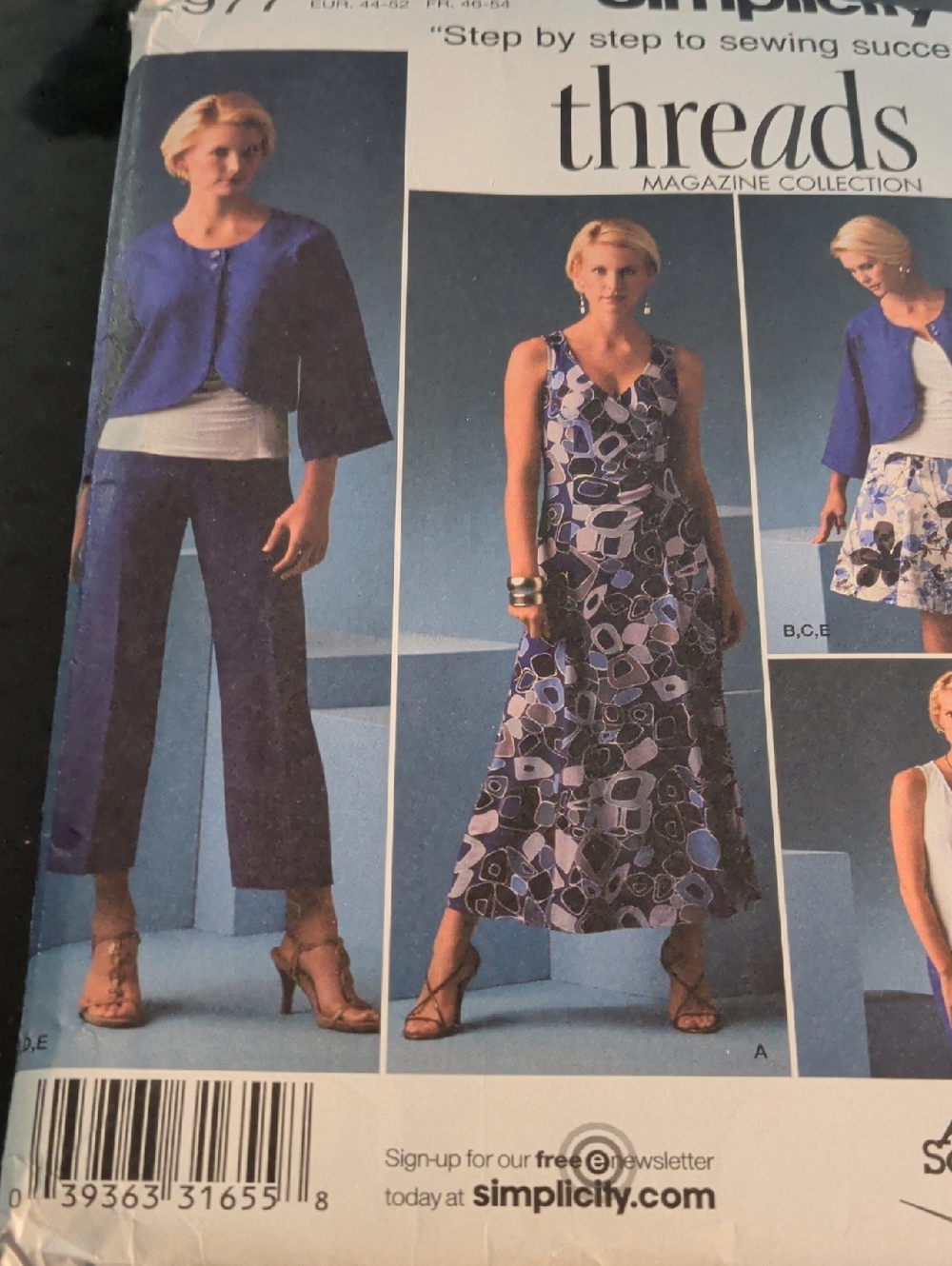 Simplicity Sewing Pattern 2977 Plus Sz 18-26 Women's Jacket Dress Skirt  Pants